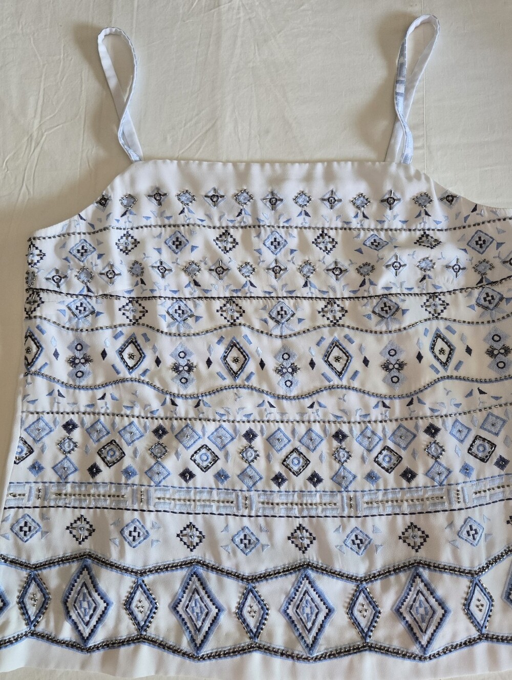 White House Black Market Beaded Camisole Sz Small White Blue Silver Beads Zipper